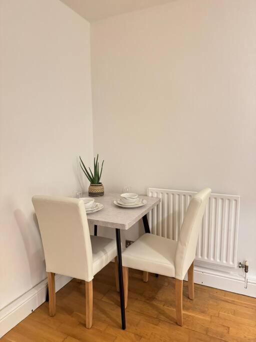 Apartment In Angel. Londres Exterior foto